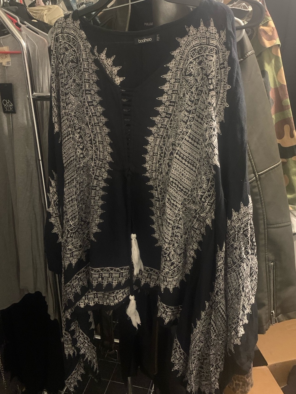 Boohoo Paisley Kimono Top w/ Wide Sleeves 6